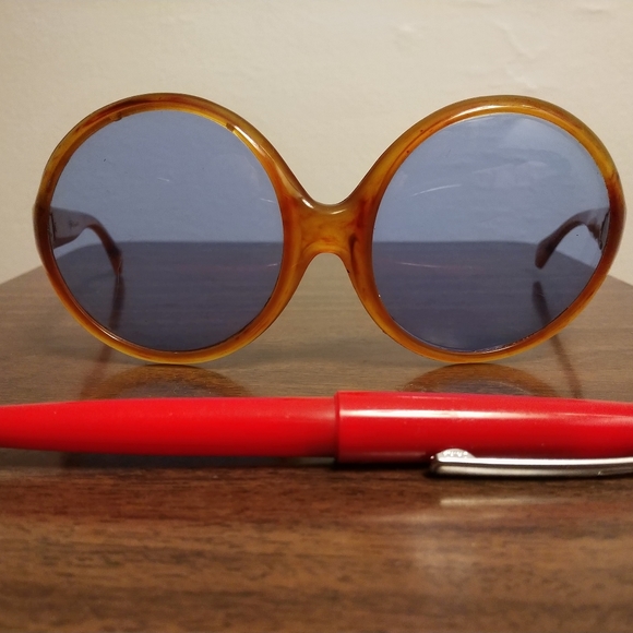 Vintage Accessories - Vintage Oversized 70s Italian Sunglasses